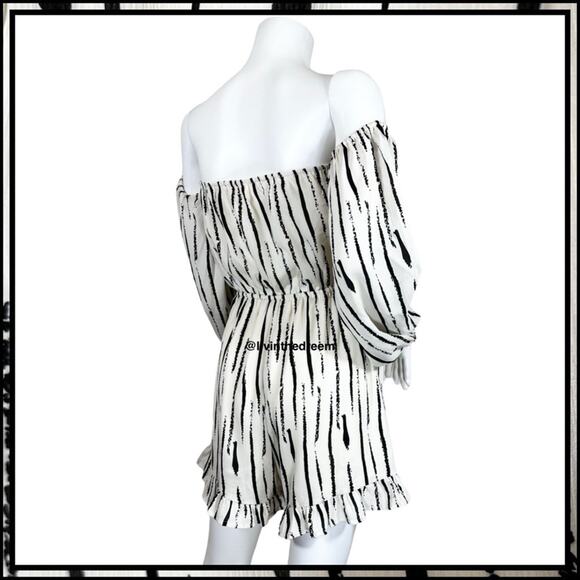 Wild Honey Black And Cream Romper SZ M $59 - Picture 6 of 9